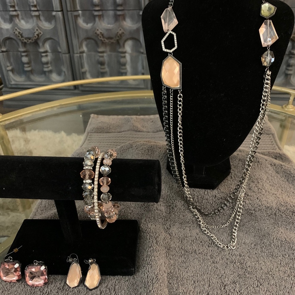 5 Piece Set - image 1